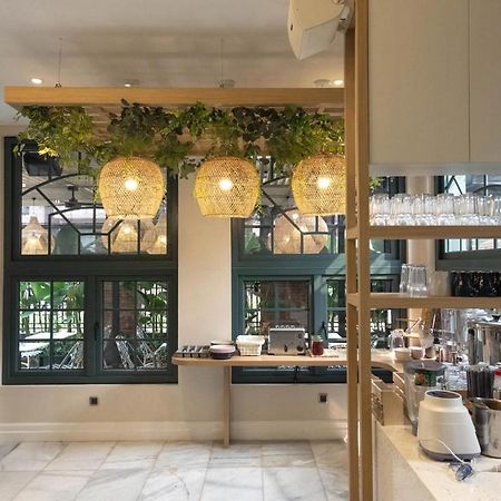 Casa Living Senopati Hotel Jakarta Ngoại thất bức ảnh