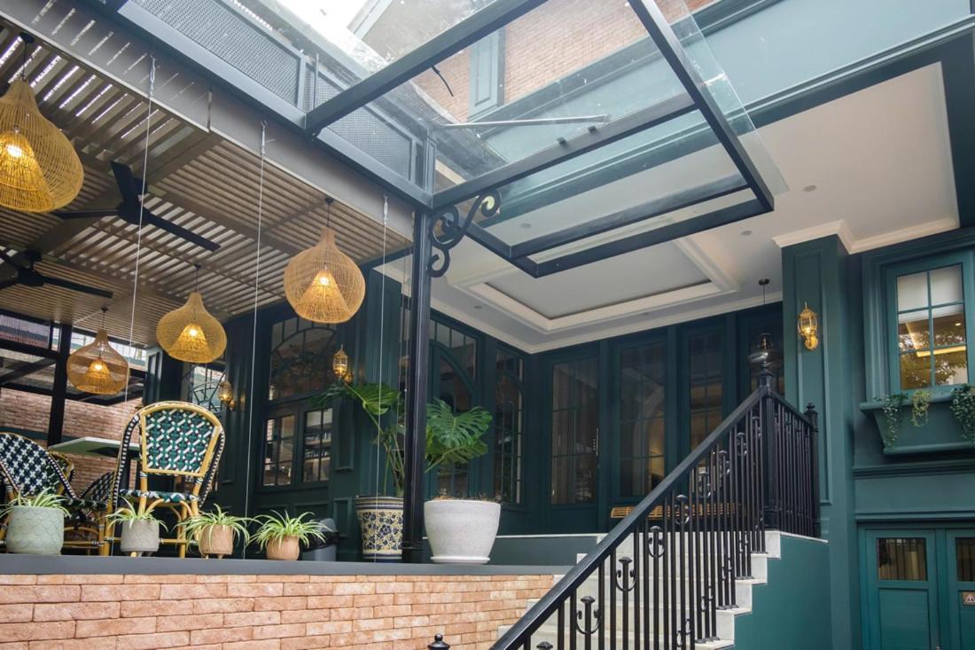 Casa Living Senopati Hotel Jakarta Ngoại thất bức ảnh